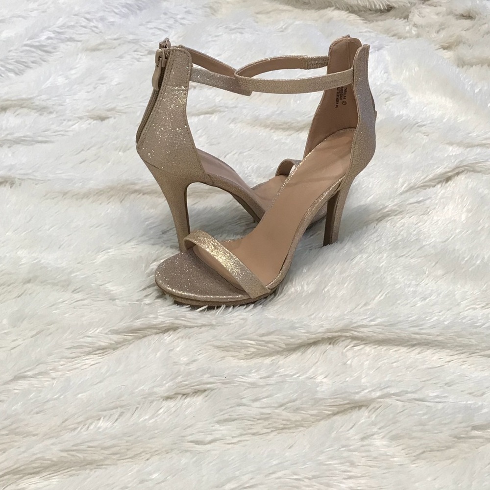 Light pinky gold platform heels